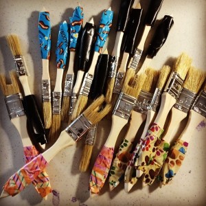 Photo of cheap bristle brushes